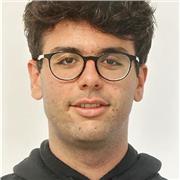 Estudiante de Ingeniería de Edificación en la UPCT, da clases de matemáticas, física y dibujo técnico nivel ESO y bachiller